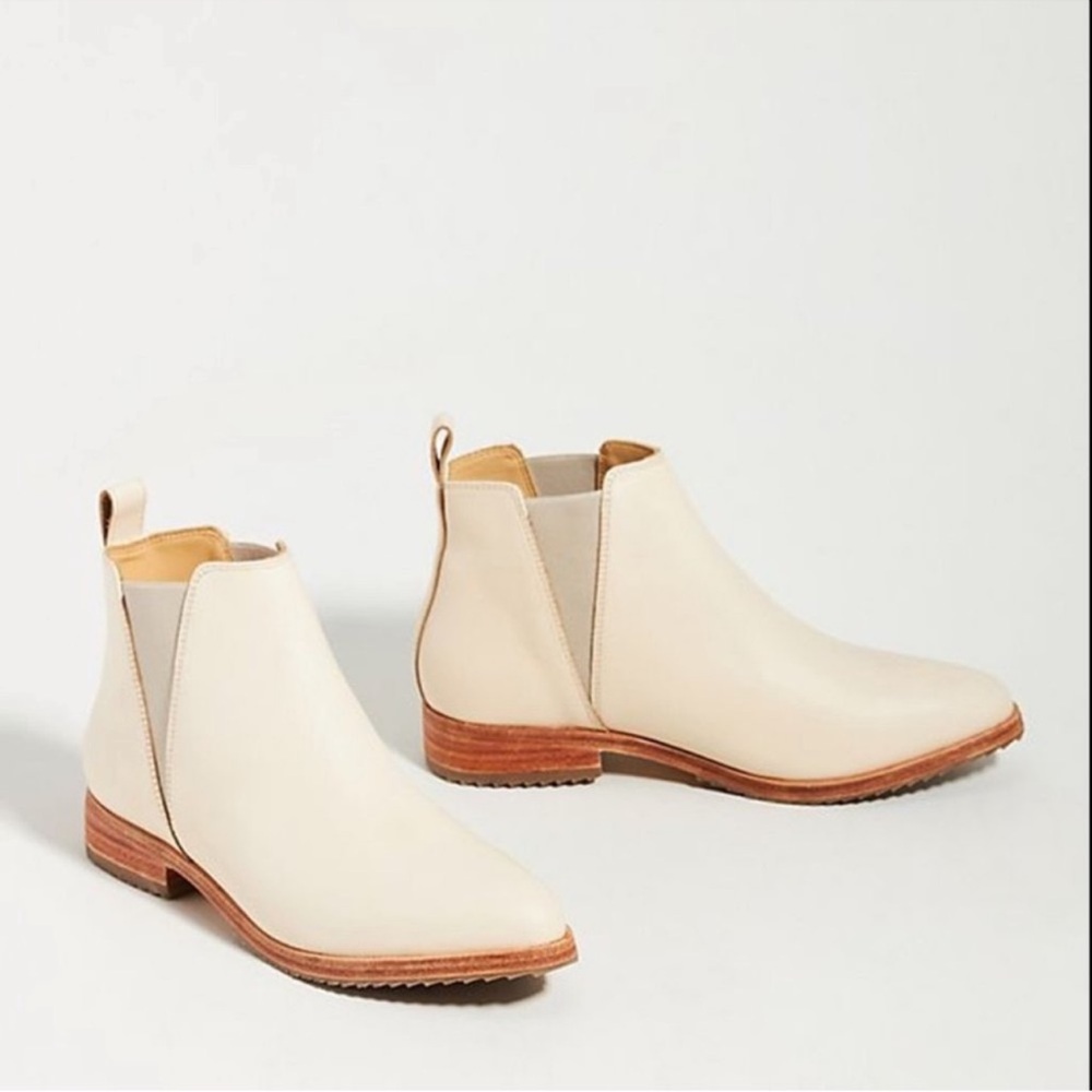 Elegant Beige Women's Ankle Boots